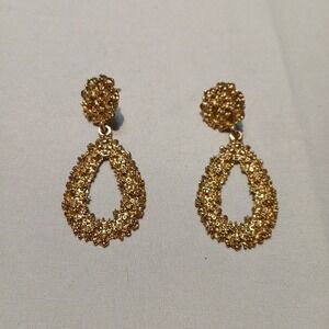 Vintage Teardrop Dangle Gold Tone Pierced Earrings Nugget Texture